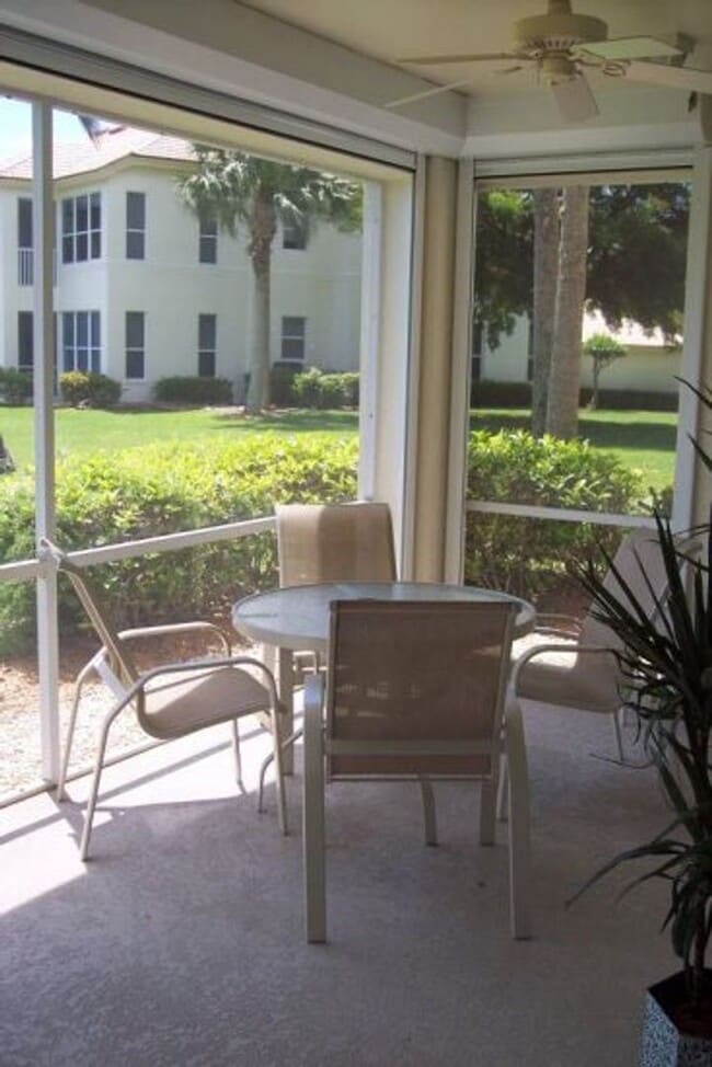 Building Photo - Awesome Golf Village 3 Bedroom Villa