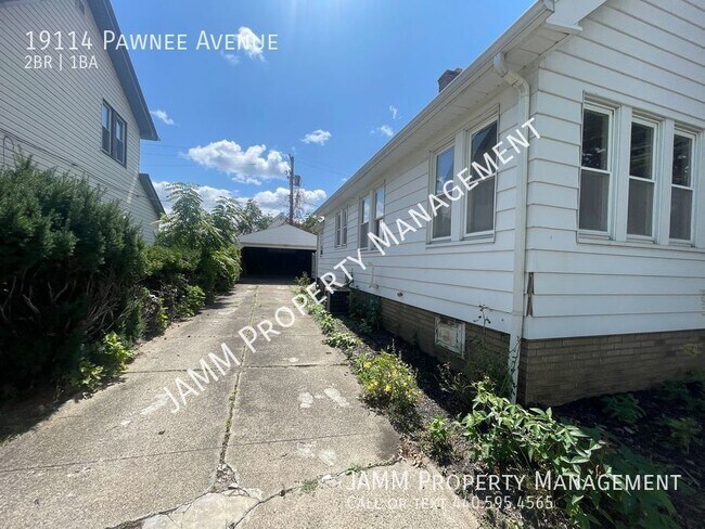 Building Photo - 2 Bedroom House in Cleveland