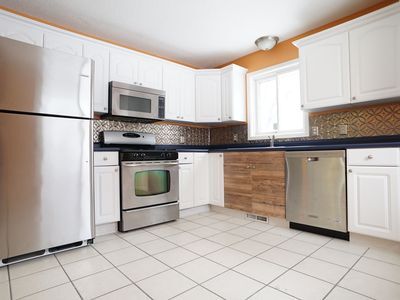 Foto del edificio - 1240 106th Ln NW