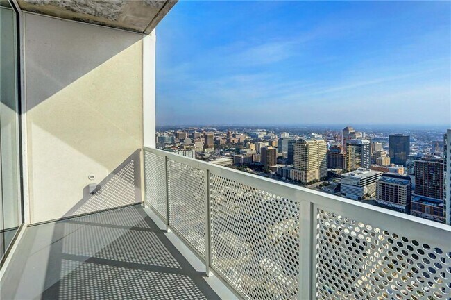 Foto del edificio - 301 West Ave