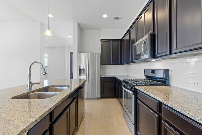 Building Photo - 5533 Porano Cir