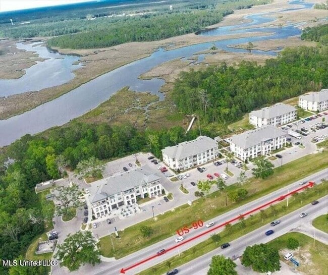 Building Photo - WATERFRONT CONDO FOR RENT