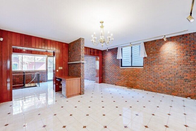 Foto del edificio - 71 Lubec St