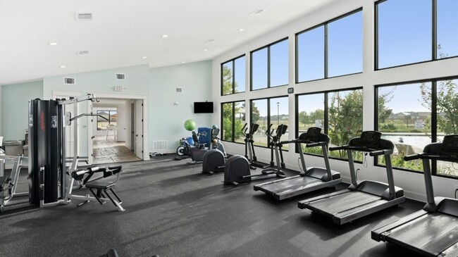 Building Photo - LARGE BEDROOMS!