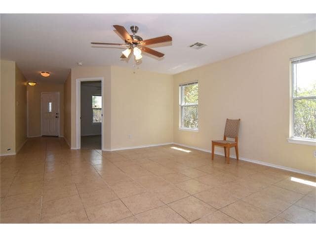 Foto del edificio - 109 Mood Lake Dr