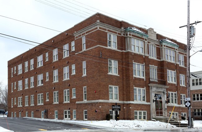 Foto del edificio - Swayze Apartments