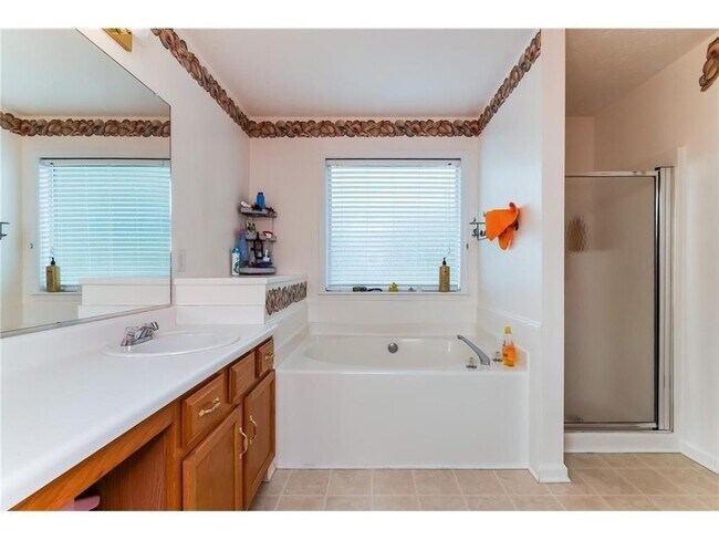 Building Photo - 2377 Haynes Trace Dr SW