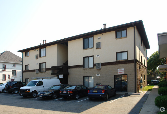 Building Photo - 1531-1535 Neil Ave