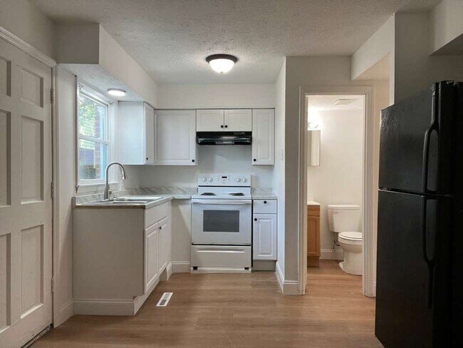 Foto del edificio - 610 37th Ave N