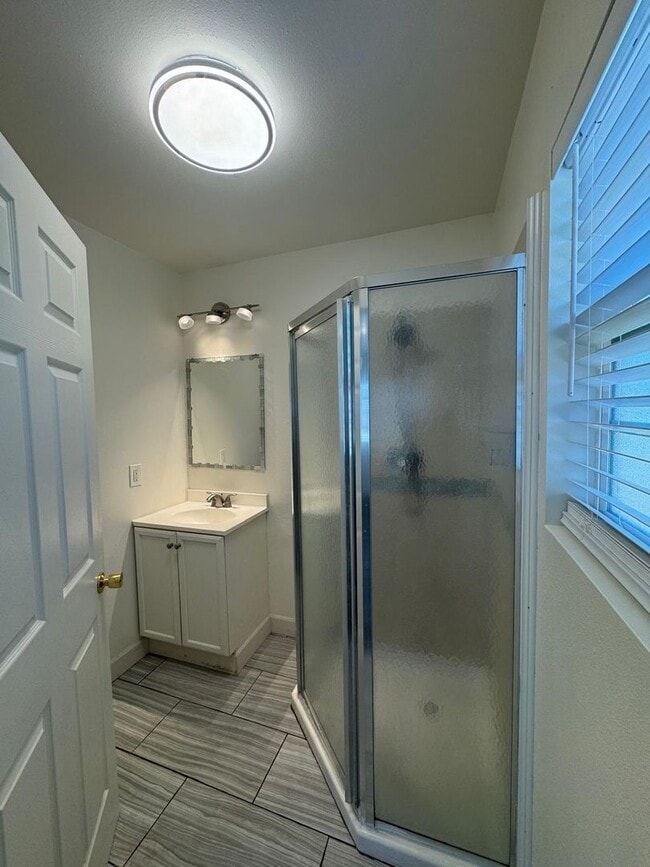 Building Photo - Arcadia 3beds 2bath front house for lease