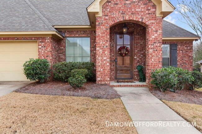Building Photo - 103 Kempen Ln