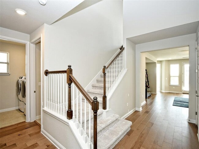 Building Photo - 9109 Spire View