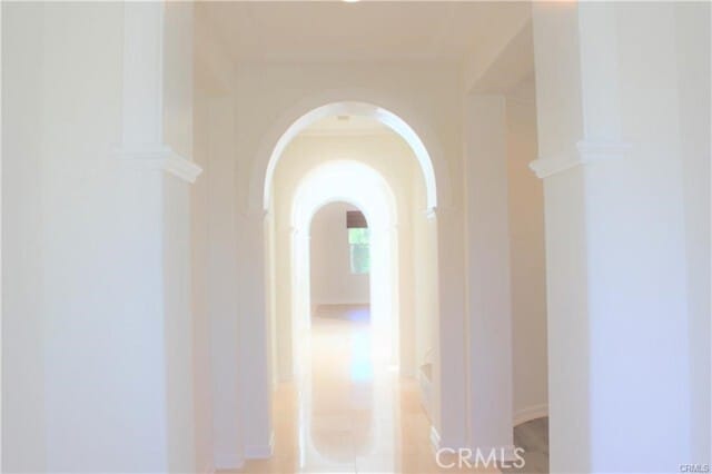 Building Photo - 9 Tarascon