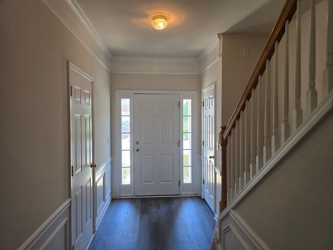 Foto del edificio - 802 Sutter Gate Ln