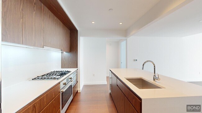 Foto del edificio - 635 W 59th St