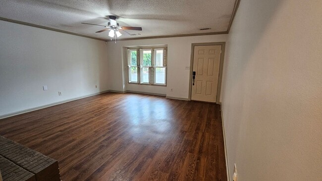 Building Photo - First Floor Condo in Downtown Shelby - Private Back Courtyard!