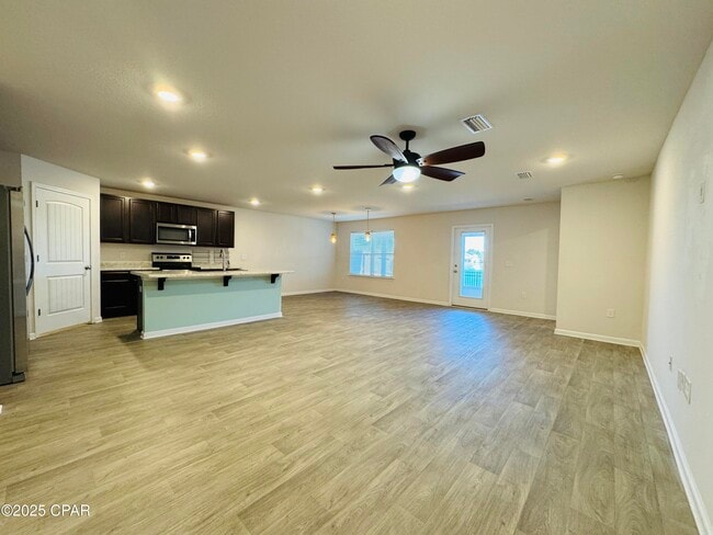 Foto del edificio - 339 Highbrook Rd