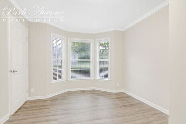 Foto del edificio - 1804 Mystic Dr
