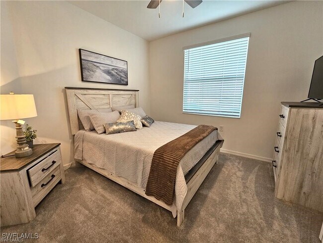Foto del edificio - 5807 Double Eagle Cir
