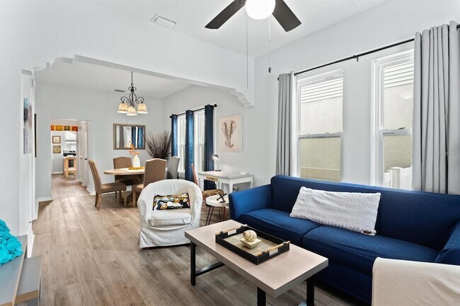 Foto del edificio - 2119 W Spruce St