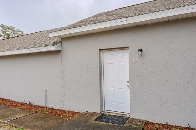 Foto del edificio - 129 W Church St