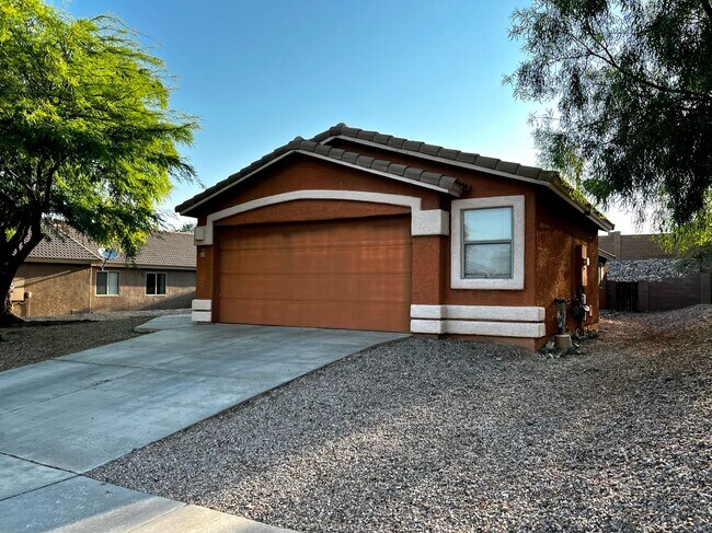 Foto del edificio - 4 Bedroom Home in Vail School District!