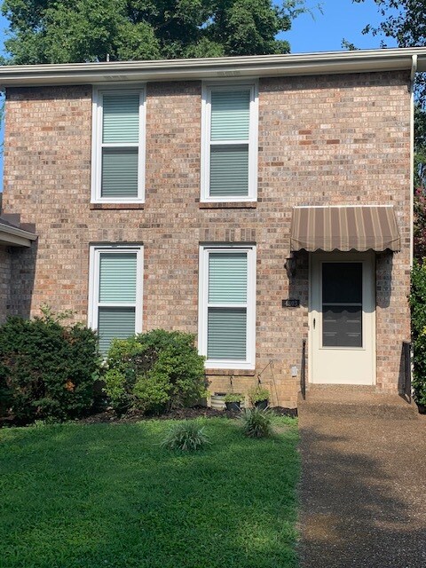 Building Photo - 4803 Magnolia Pl