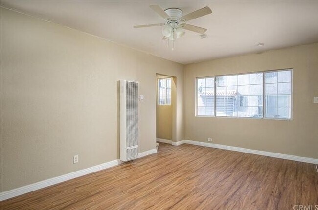 Foto del edificio - 410 E 21st St