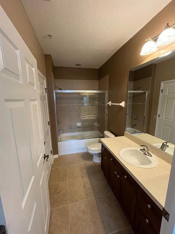 Building Photo - 11564 Mizzon Dr