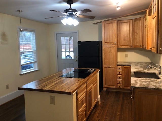 Foto principal - 23 Ashuelot St