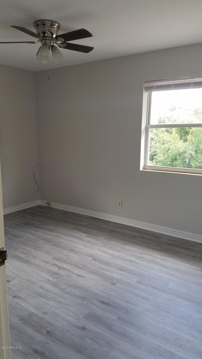 Foto del edificio - 3411 Hendricks Ave