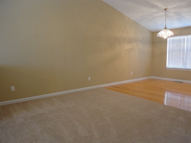 Building Photo - 2169 Anconia Cir
