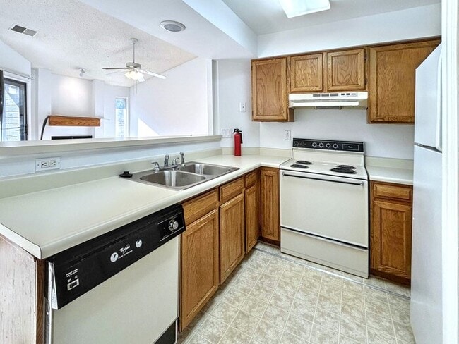 Foto del edificio - 3700 Iguana Dr