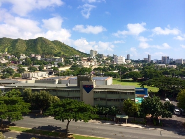 Unobstructed views from mountain to ocean. - 1511 Nuuanu Ave