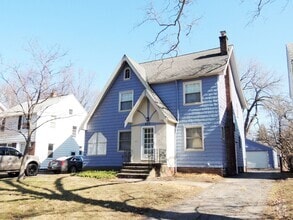 Building Photo - 877 Englewood Rd