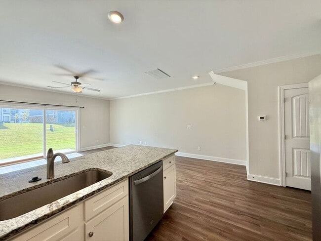 Foto del edificio - 6924 Thalweg Dr