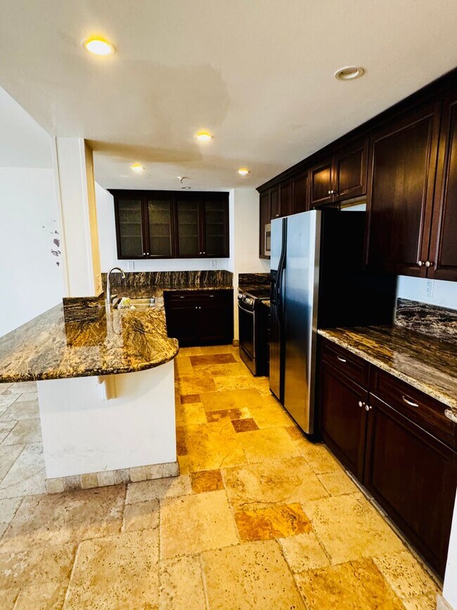 Foto del edificio - Oceanview 1 Bedroom with Beach Access for ...