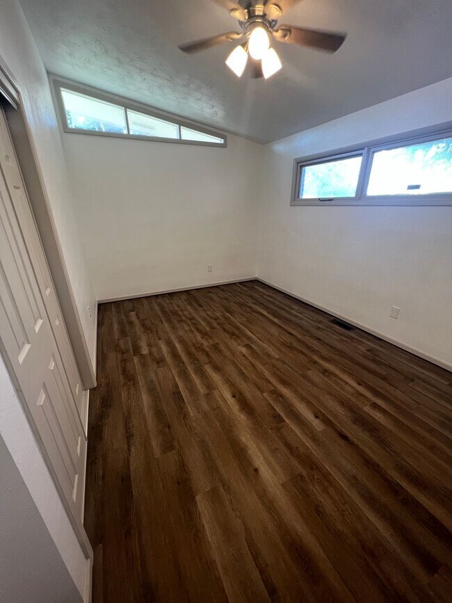 Building Photo - Fully remodeled 3/2 just blocks from LCU!