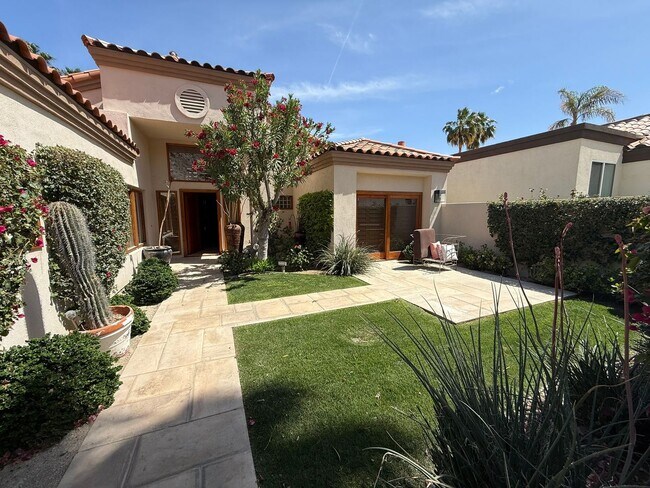 Building Photo - PGA Home