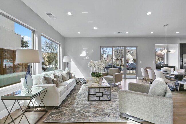 Foto del edificio - 3708 W Beverly Dr