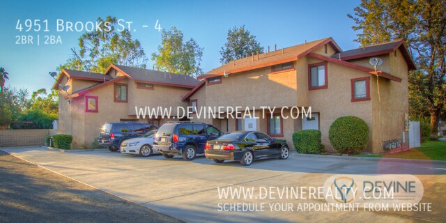 Primary Photo - Riverside Town Home