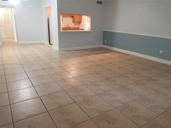 Foto del edificio - 11855 NE 19th Dr
