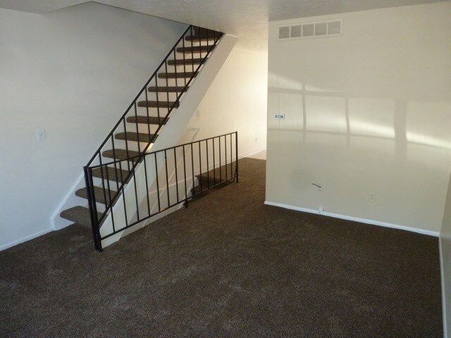 Foto del edificio - 8975 Field St
