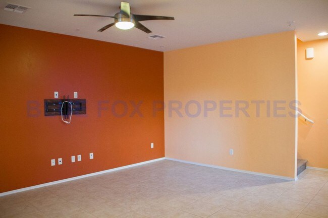 Building Photo - 2-STORY EAST SIDE HOME