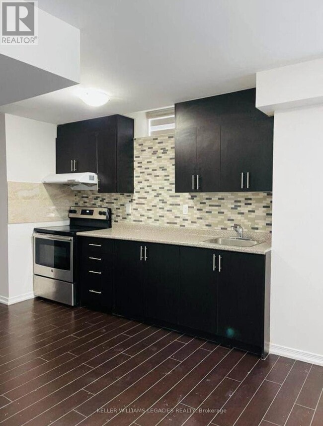 Building Photo - 602 Remembrance Rd