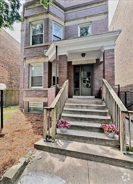 Building Photo - 6240 S Champlain Ave