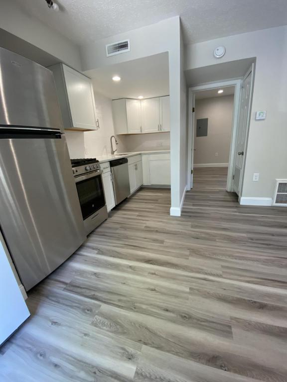 Foto principal - 1025 Oak Street