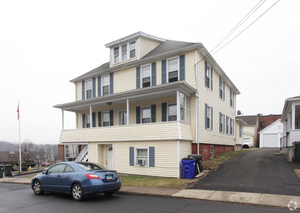 Building Photo - 24 Grove St