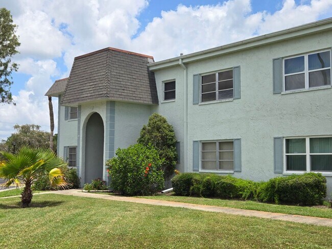 Foto del edificio - 389 S McMullen Booth Rd