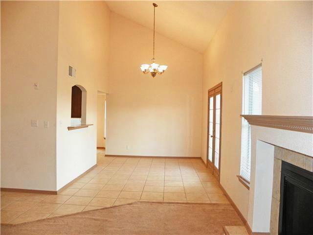 Building Photo - 12705 Tierra Flores Dr